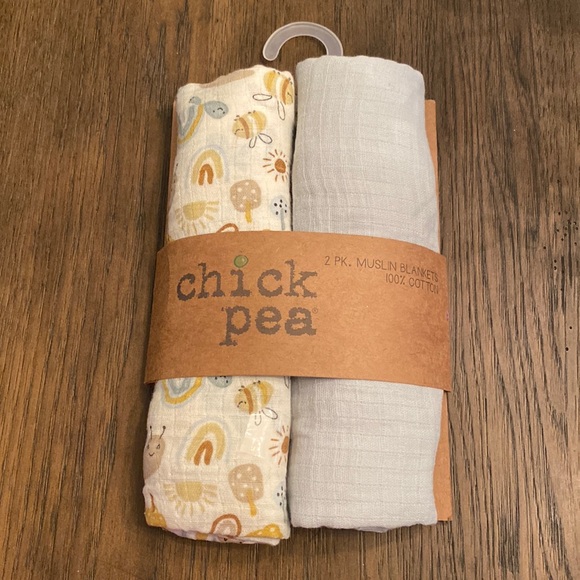 chick pea Other - NWT Chick pea 2 pack Muslin blankets. 100% cotton